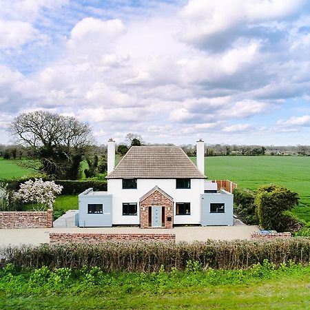 Covehithe House-Coastal Luxury- Sleeps 12-With Huge Swimspa! Wrentham 外观 照片