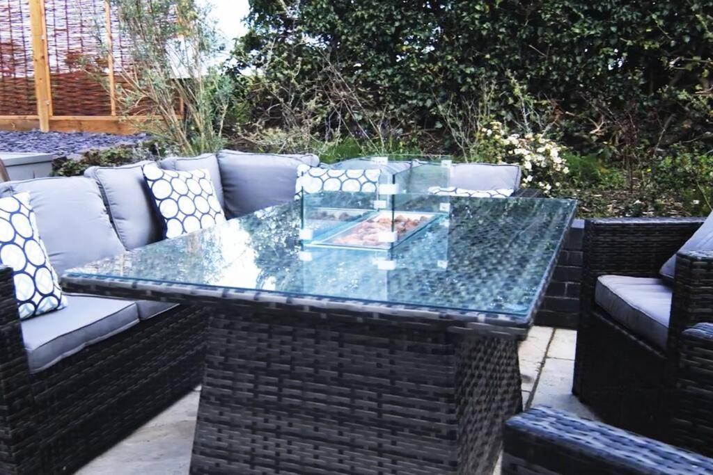 Covehithe House-Coastal Luxury- Sleeps 12-With Huge Swimspa! Wrentham 外观 照片