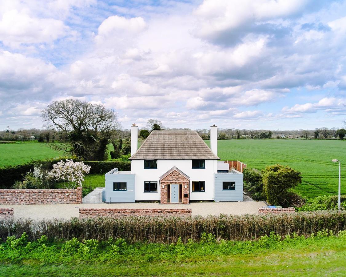 Covehithe House-Coastal Luxury- Sleeps 12-With Huge Swimspa! Wrentham 外观 照片